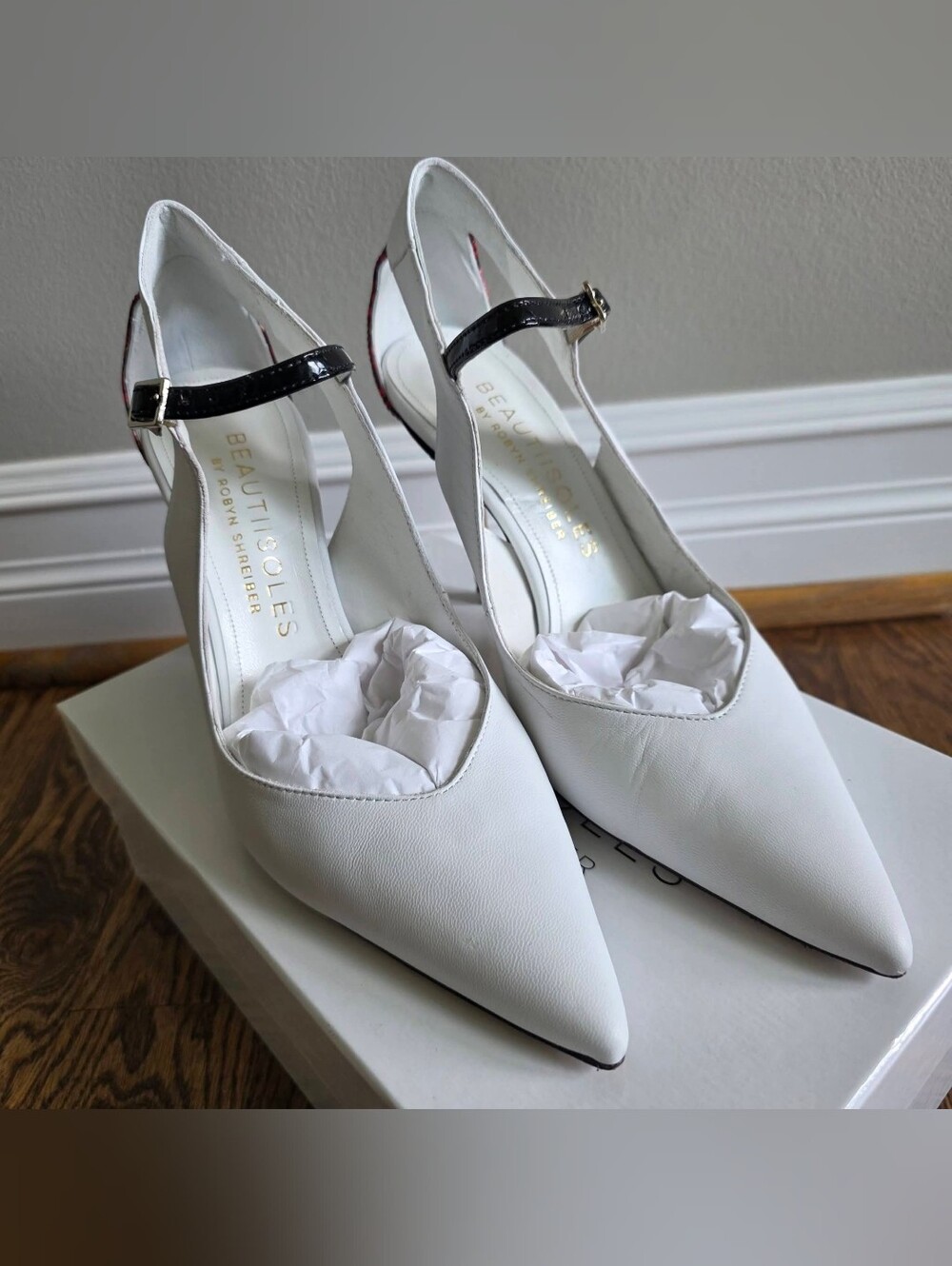 Beautiisoles Agnese Satin Pumps Size 8M White Red and Black - Picture 2 of 6